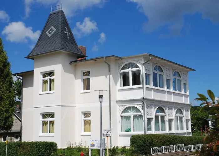 Sanssouci - Apt. 02 * Sellin (Rugen)